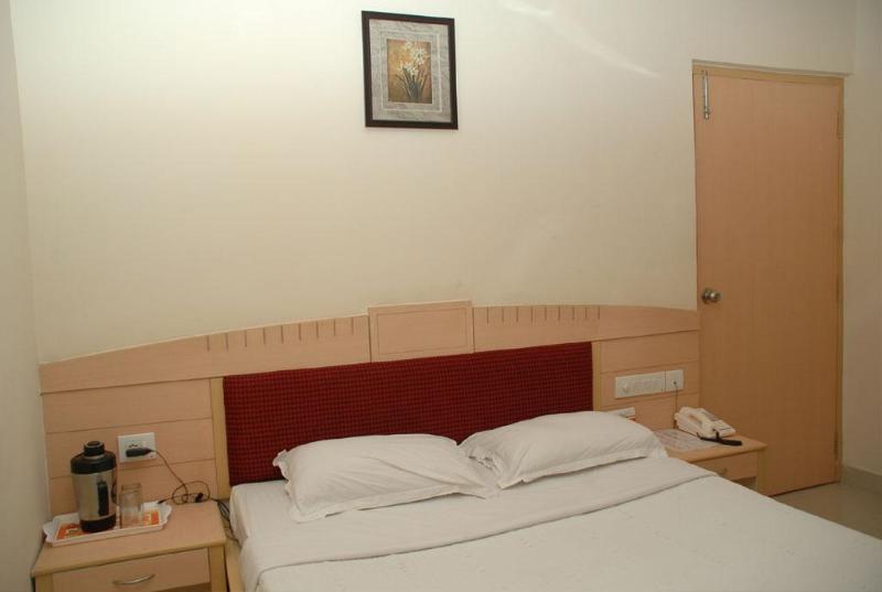 Hotel Padmini Residency Hyderabad Exterior foto